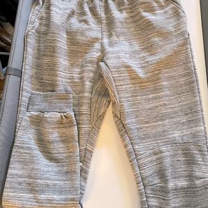 Heather gray eckō unltd missing drawstring on waist